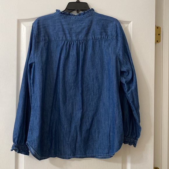 Talbots 1X denim shirt with ruffles and diamond like buttons. - Picture 4 of 10